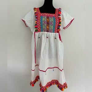 Beautiful vintage Mexican white cotton dress